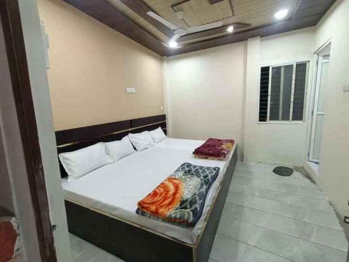 Hotel Rolex Ujjain Exterior foto
